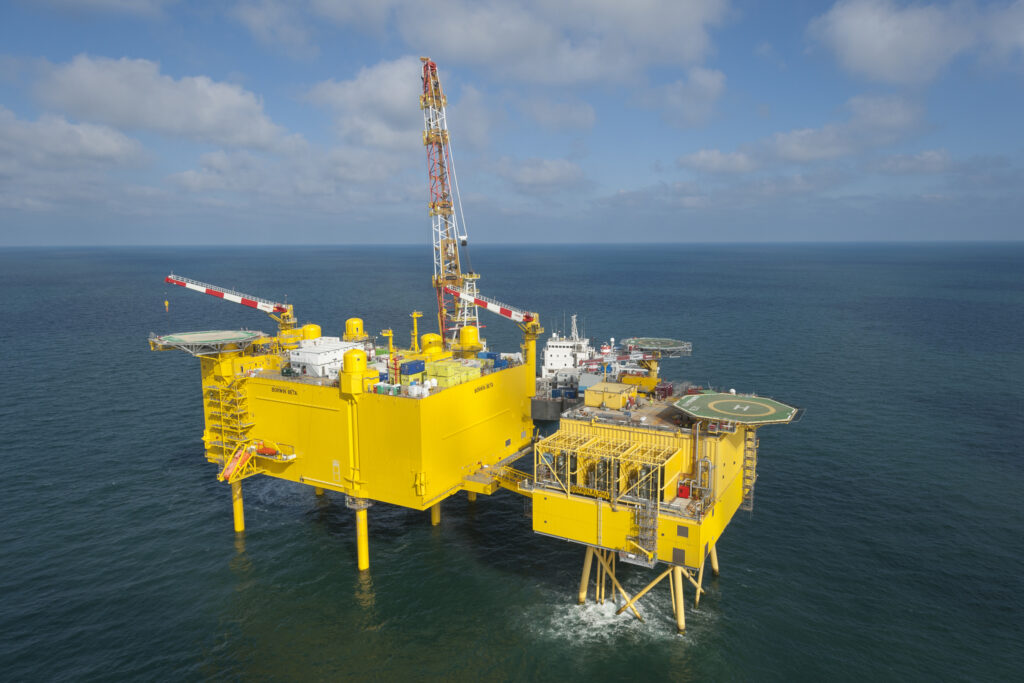 Semco Maritime and SeaRenergy secure 5-year service contract with TenneT for offshore grid connection systems and offshore substations 10 BorWin Beta